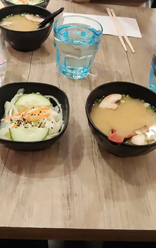 Soupe Miso Et Salade de Choux